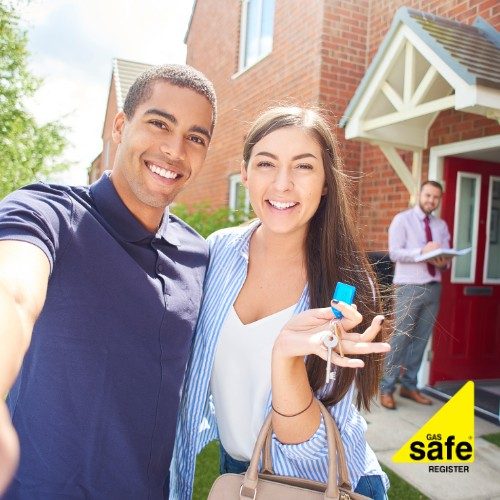 Happy Couple - Gas Safe Registered - New Home